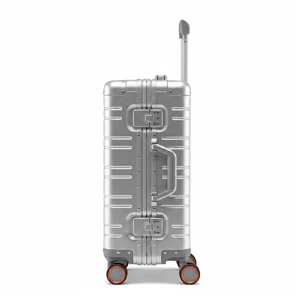 Valise cabine CABYN Vienne en aluminium argenté, 55x35x23 cm, avec 4 roues multidirectionnelles et cadenas intégrés.